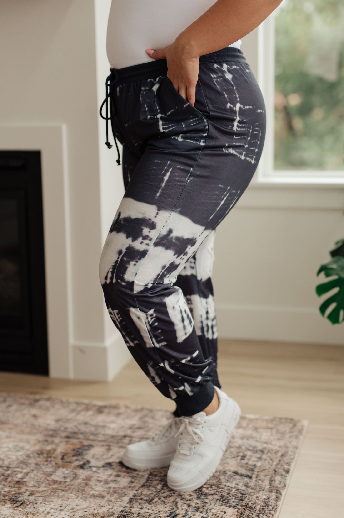 Hazel Blues® | Can't Tie Me Down Joggers