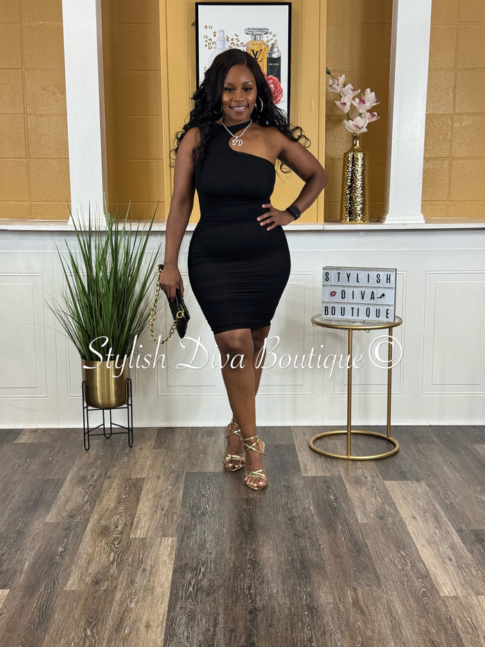 Bold Cut Dress (Black)
