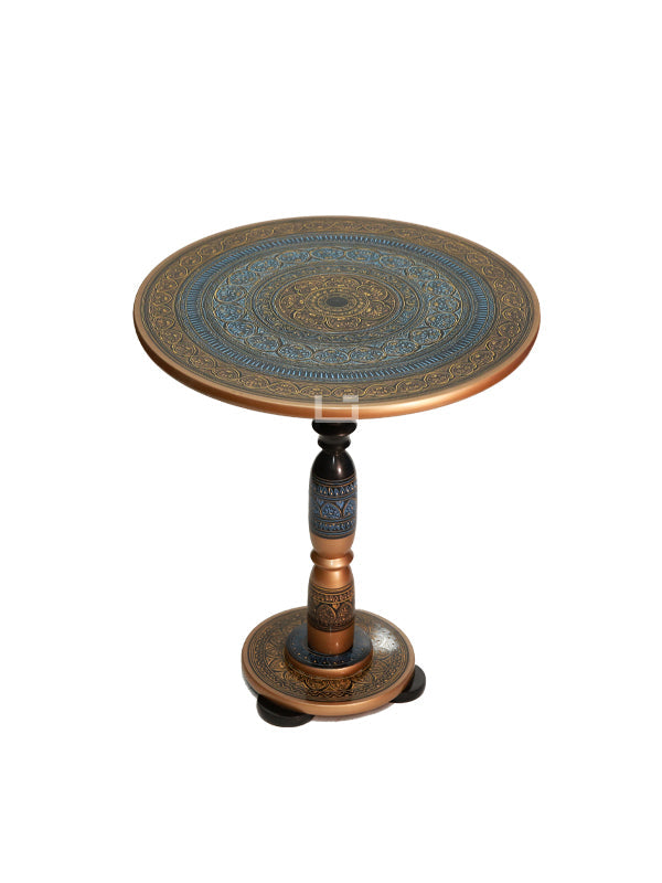 Chiara Naqashi Table