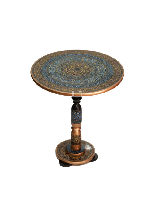 Chiara Naqashi Table