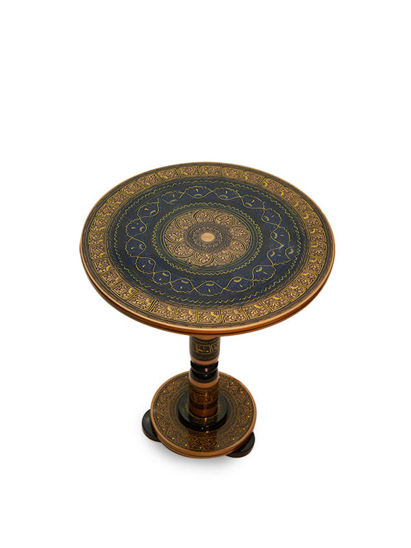 Chiara Naqashi Table