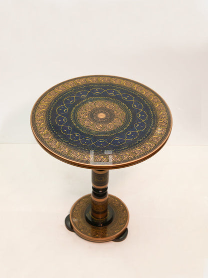 Chiara Naqashi Table