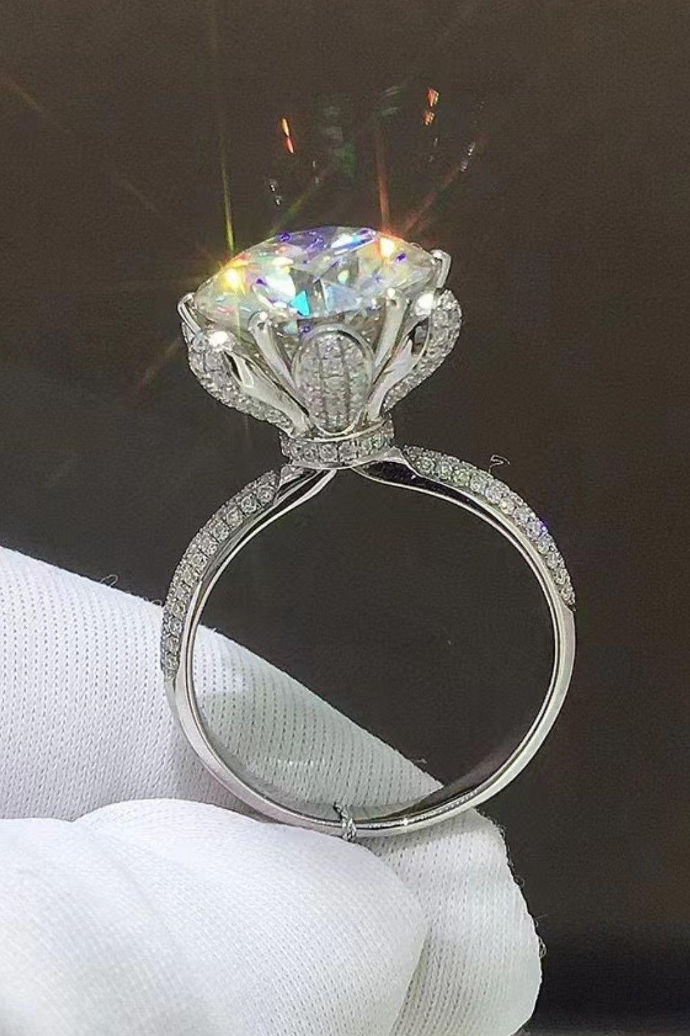 Hazel Blues® | 5 Carat Moissanite Side Stone Ring