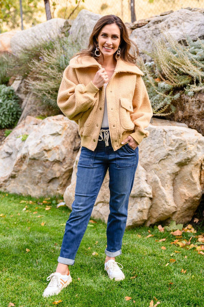 Hazel Blues® | Don't Stress Oversized Collar Sherpa Jacket In Taupe