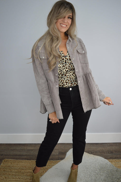 Hazel Blues® | Earl Grey Button Up Long Sleeve Top