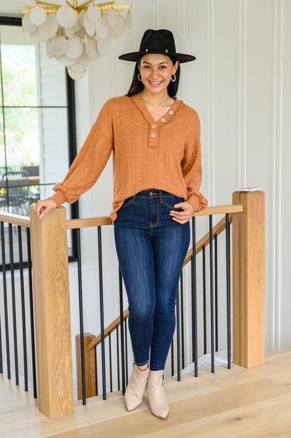 Hazel Blues® | Georgia Back Yoke Skinny Jeans with Phone Pocket