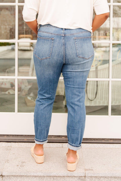 Hazel Blues® | High Waist Slim Fit Jeans