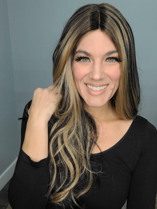 Hazel Blues® | Lace Front Synthetic Wavy Wig
