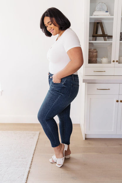 Hazel Blues® | Mid-Rise Relaxed Fit Mineral Wash Jeans