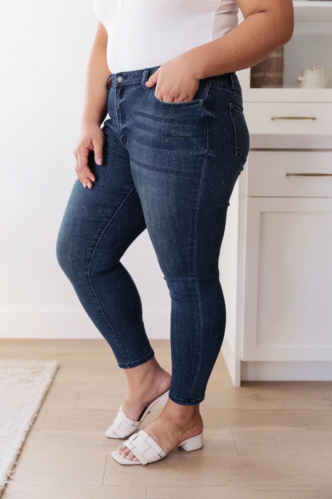 Hazel Blues® | Mid-Rise Relaxed Fit Mineral Wash Jeans