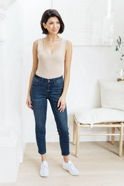 Hazel Blues® | Mid-Rise Relaxed Fit Mineral Wash Jeans