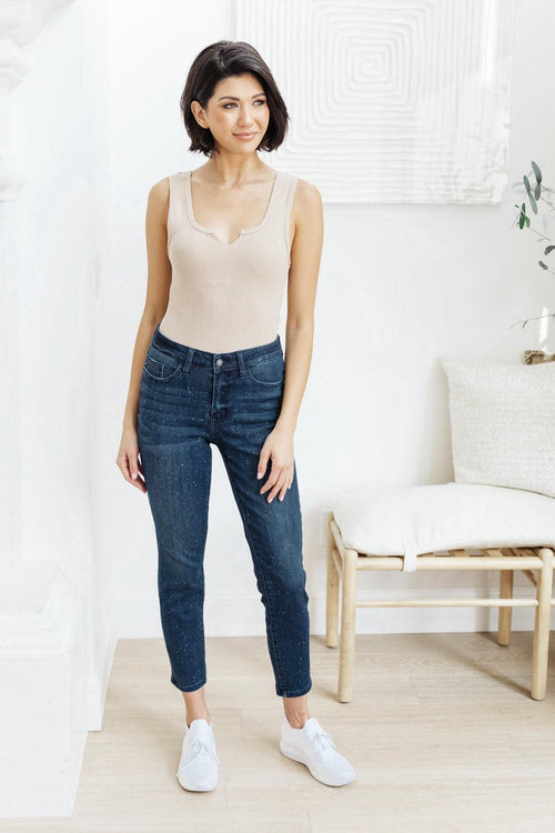 Hazel Blues® | Mid-Rise Relaxed Fit Mineral Wash Jeans