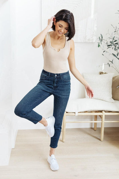 Hazel Blues® | Mid-Rise Relaxed Fit Mineral Wash Jeans