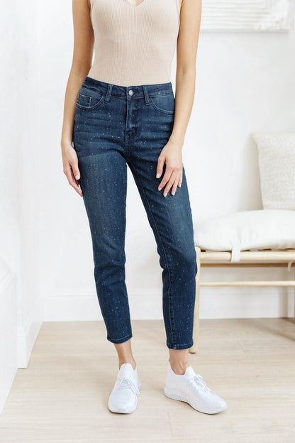 Hazel Blues® | Mid-Rise Relaxed Fit Mineral Wash Jeans