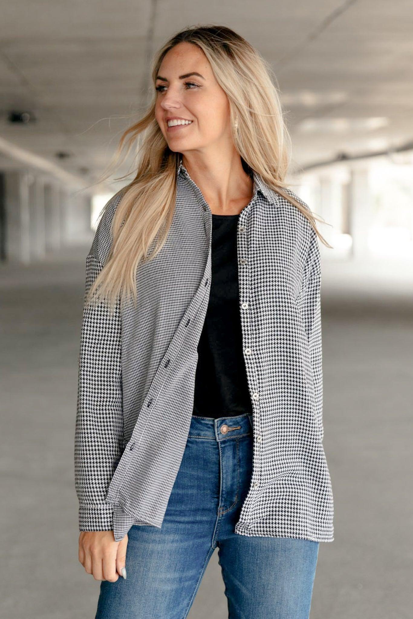 Hazel Blues® | Mixed Houndstooth Button Up Top