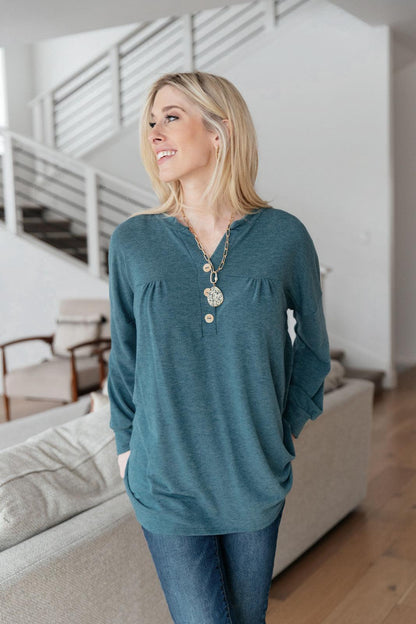 Hazel Blues® | Moon Bay Top In Blue