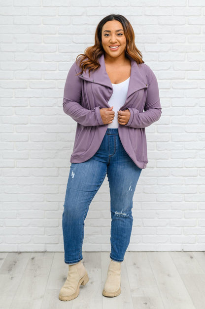 Hazel Blues® | Nikki Mid-Rise Destroyed Boyfriend Jeggings