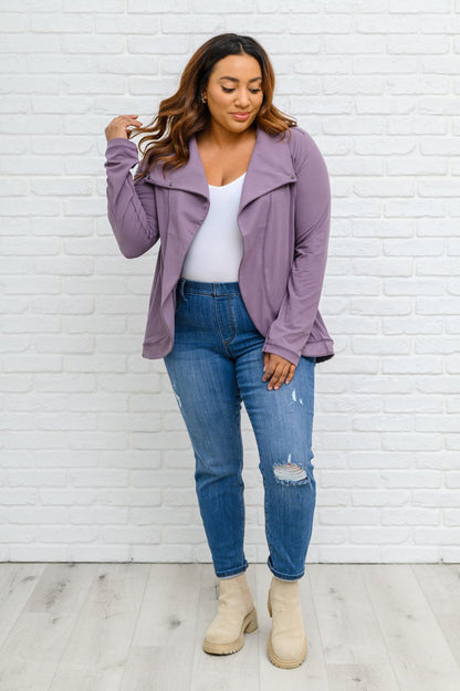 Hazel Blues® | Nikki Mid-Rise Destroyed Boyfriend Jeggings