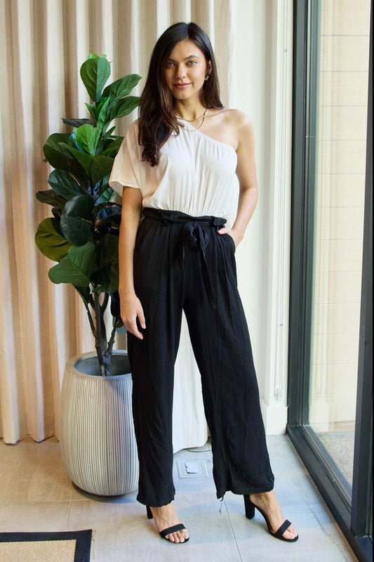 Hazel Blues® | One-Shoulder Jumpsuit in White/Black