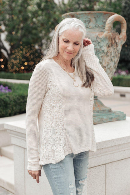 Hazel Blues® | Side Of Art Top In Beige