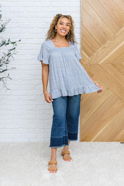 Hazel Blues® | Sweet Takeaway Top