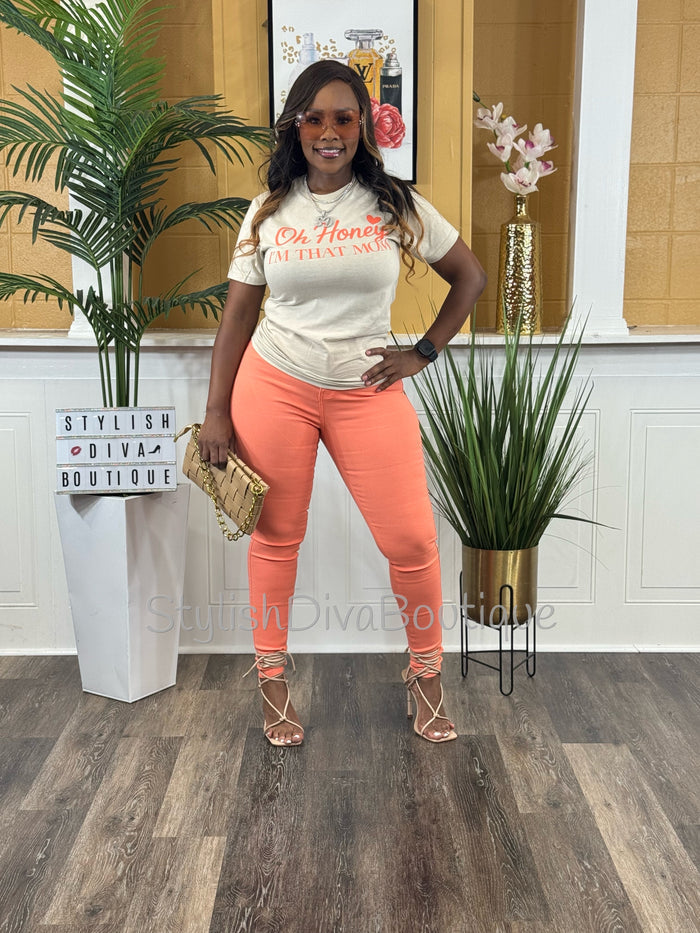 I Am That Mom Graphic Tee (Coral Print)