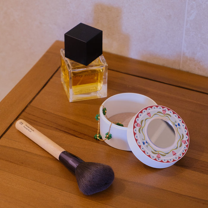 Small Round Jewelry Box Happy Beauty