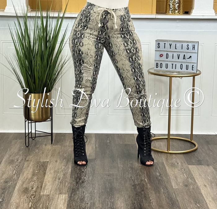 Snake Charmer Ankle Joggers up to 3XL (Taupe/Black)