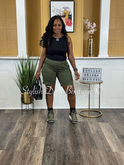 Street Chic Cargo Shorts (Olive)