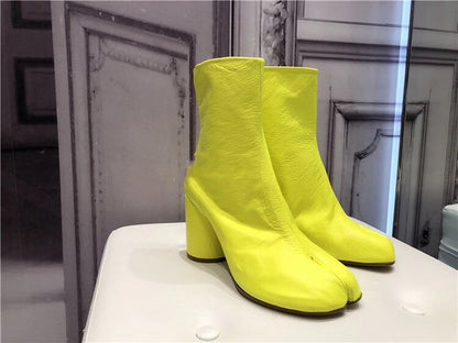Chunky Round High Heels Boots - Sansa Costa