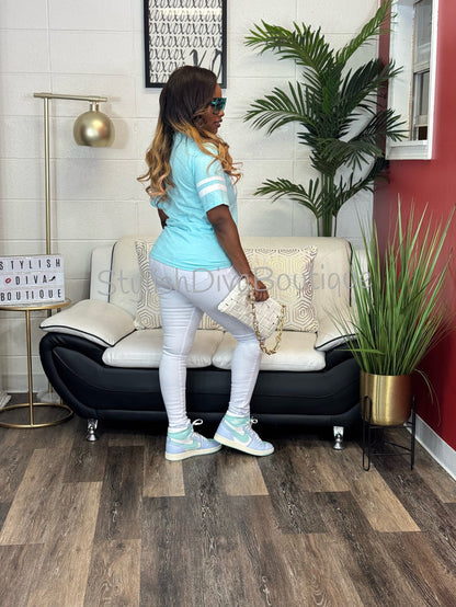 Unapologetically THAT GIRL Varsity Tee (Aqua)